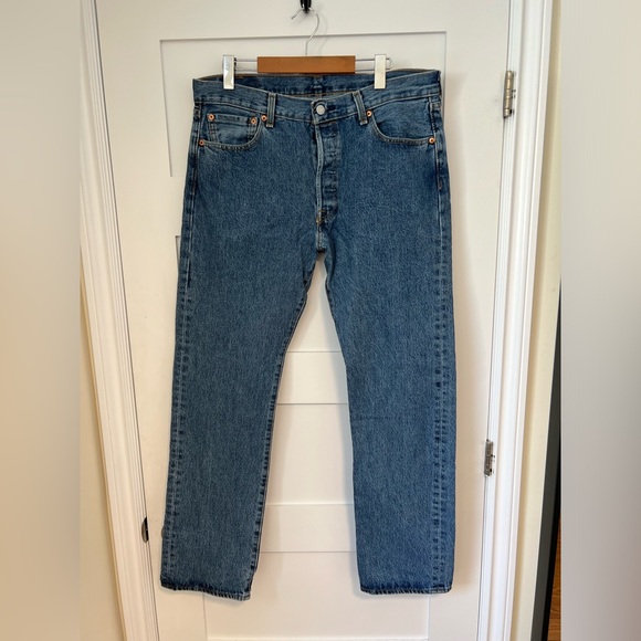 Men’s Levi’s 501s - Picture 1 of 3